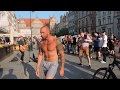 Turyści rozkręcają imprezę na Długim Targu. Pierwsza dyskoteka na starówce Gdańska